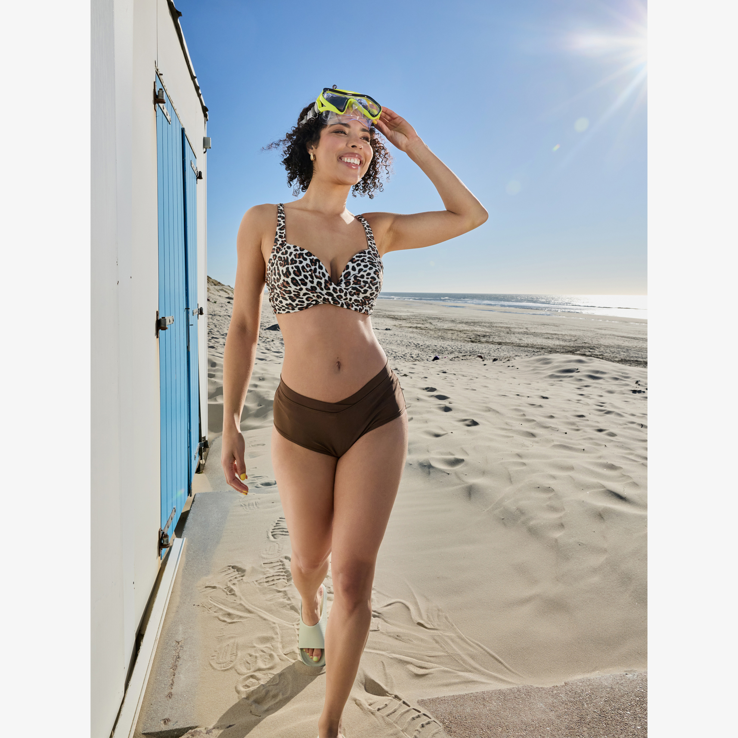 Osaga dames high waist hipster bikinibroekje bruin, foto 2