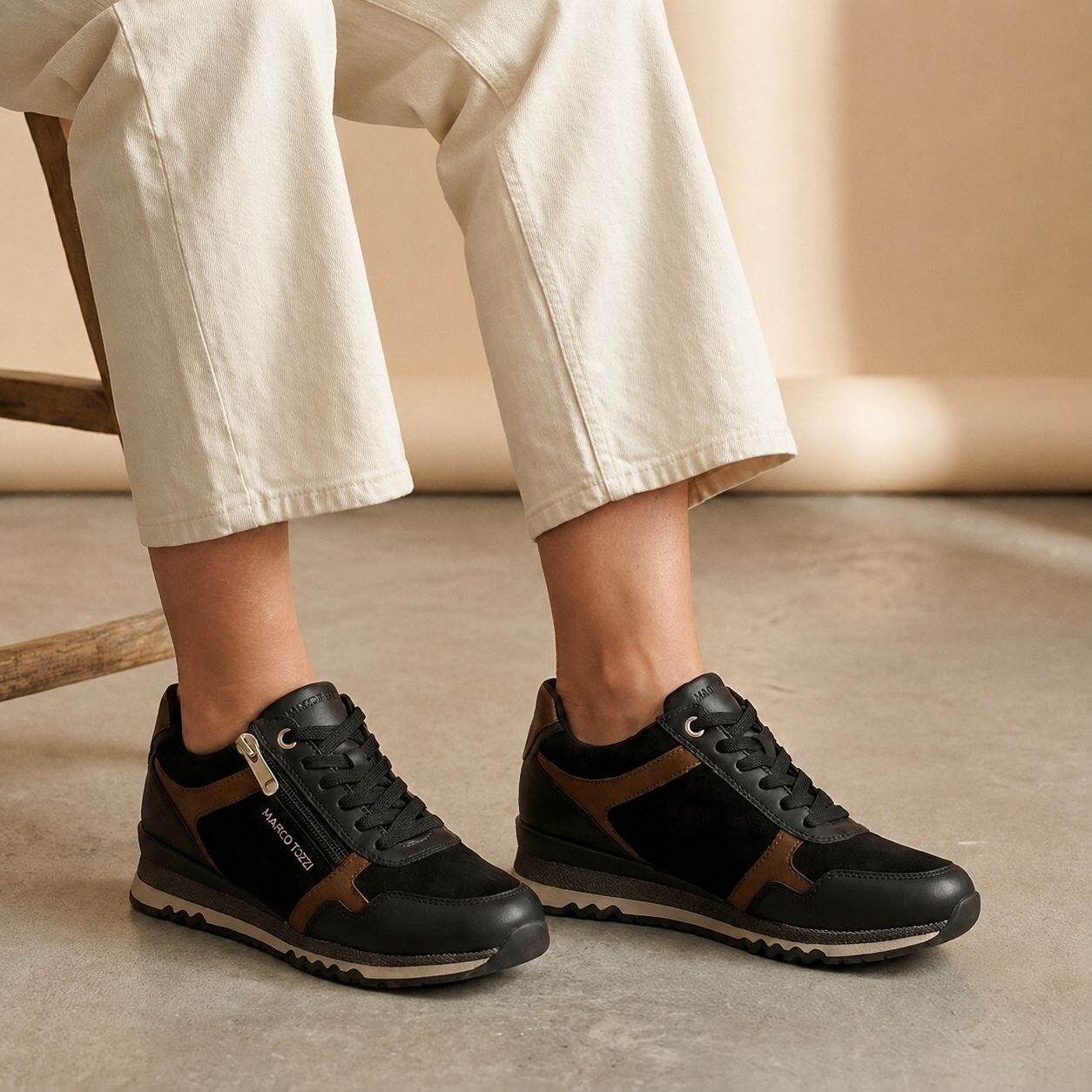 Marco Tozzi Marco Tozzi Sneakers zwart