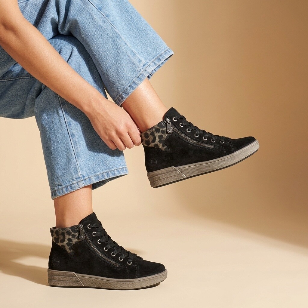 Rieker Rieker Veterboots zwart Suede