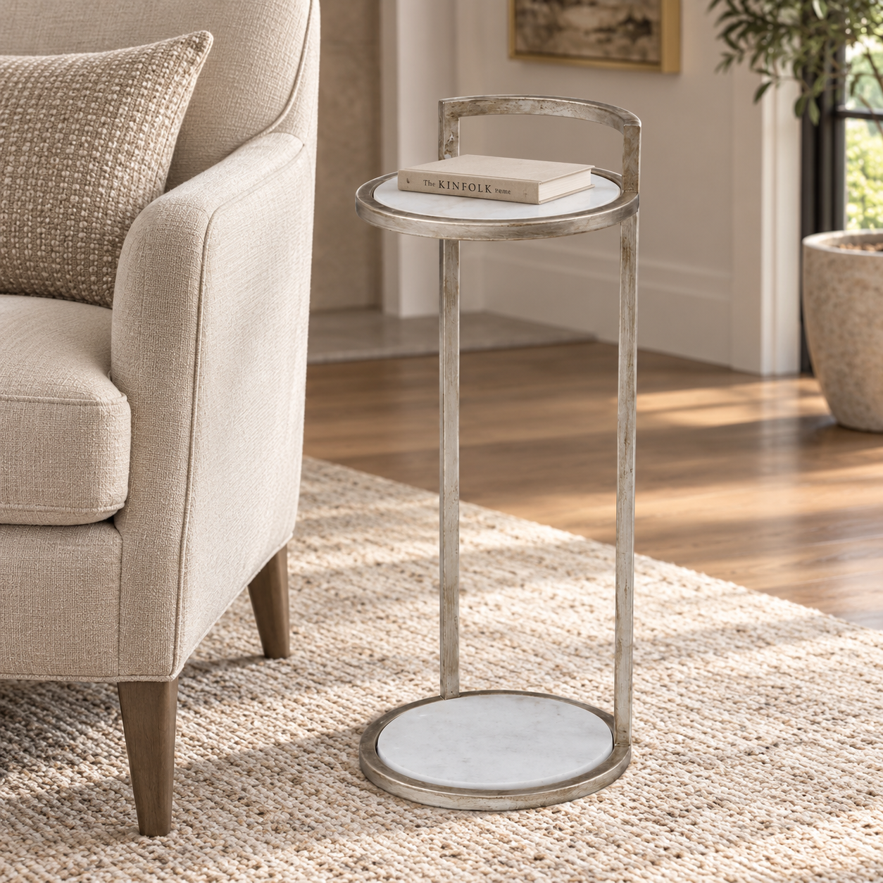 Surrey Scatter Table