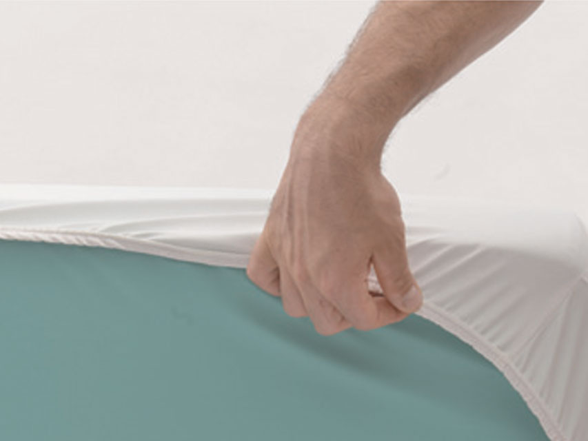 Hengittävä polyesteripäällinen koodille 27680