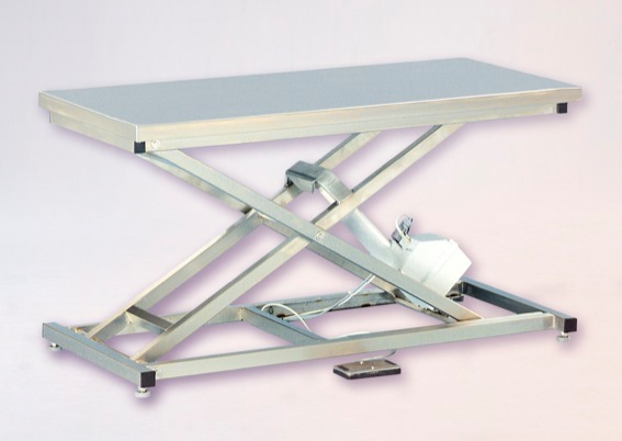 Untersuchungsliege mit Scherenmechanik