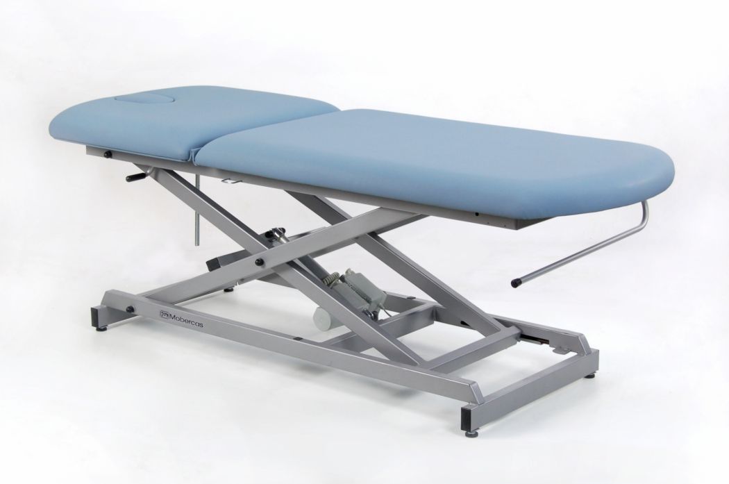 Elektrische Behandlungsliege - 2-teilig - Scherenuntergestell - Papierrollenhalter - 190 x 62 cm