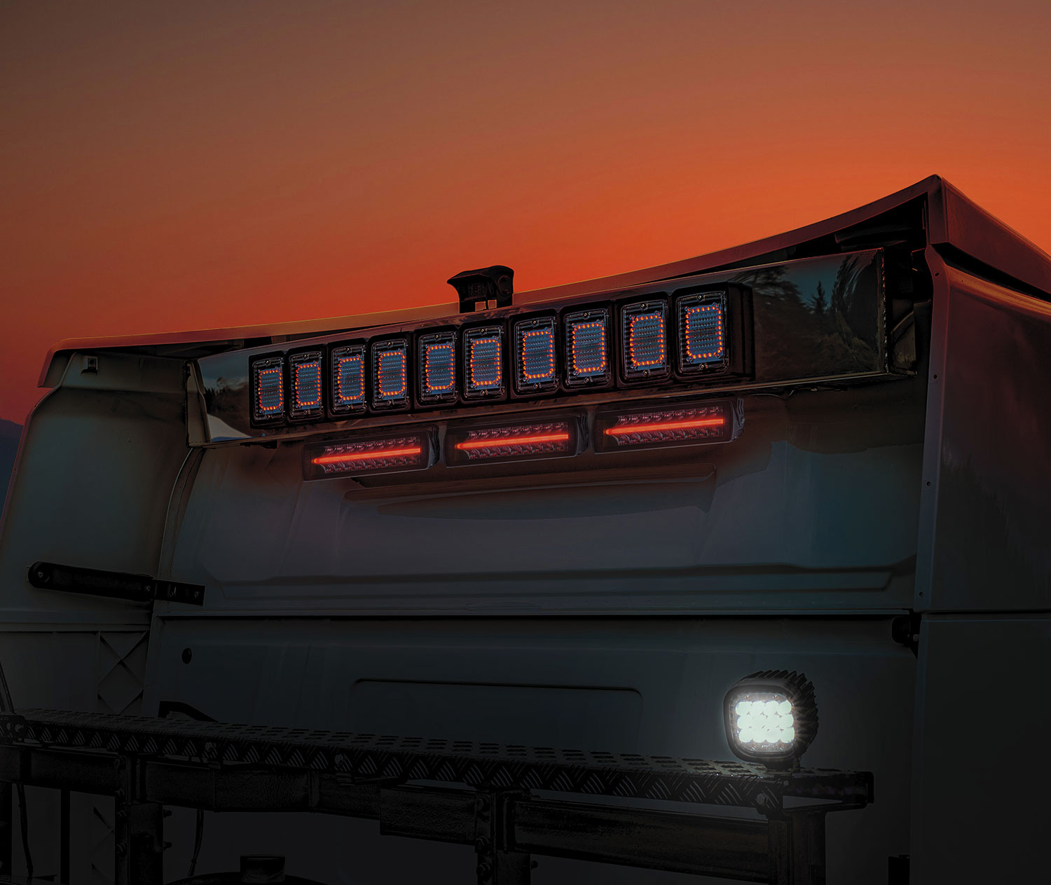 SIBERIA XP RED TIGER WORK LIGHT BAR 12"